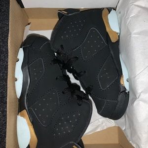 Jordan Retro 6 (toddler)